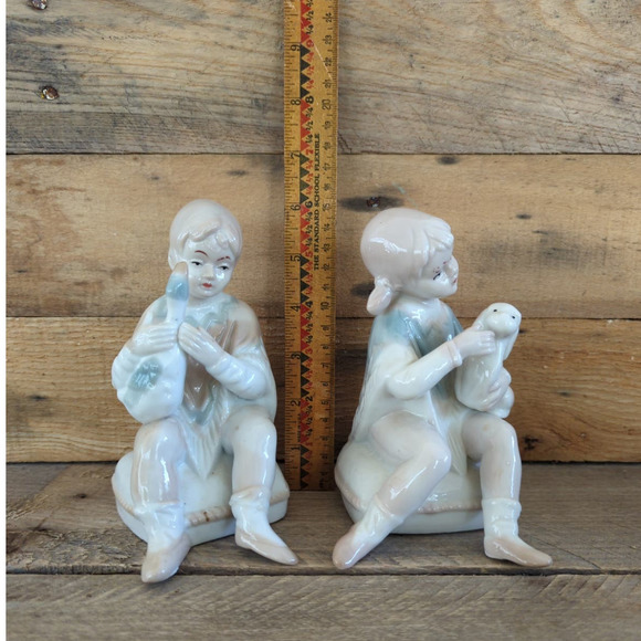 Vintage Boy and Girl with Animals Ceramic Figures Goose Dog - Picture 9 of 11